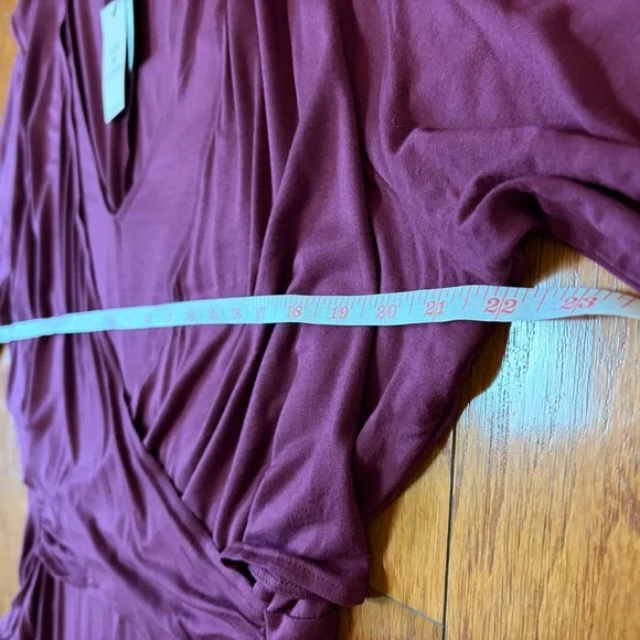 Lane Bryant Wrap Top Blouse Burgundy Wine Size 18/20 - Picture 8 of 11